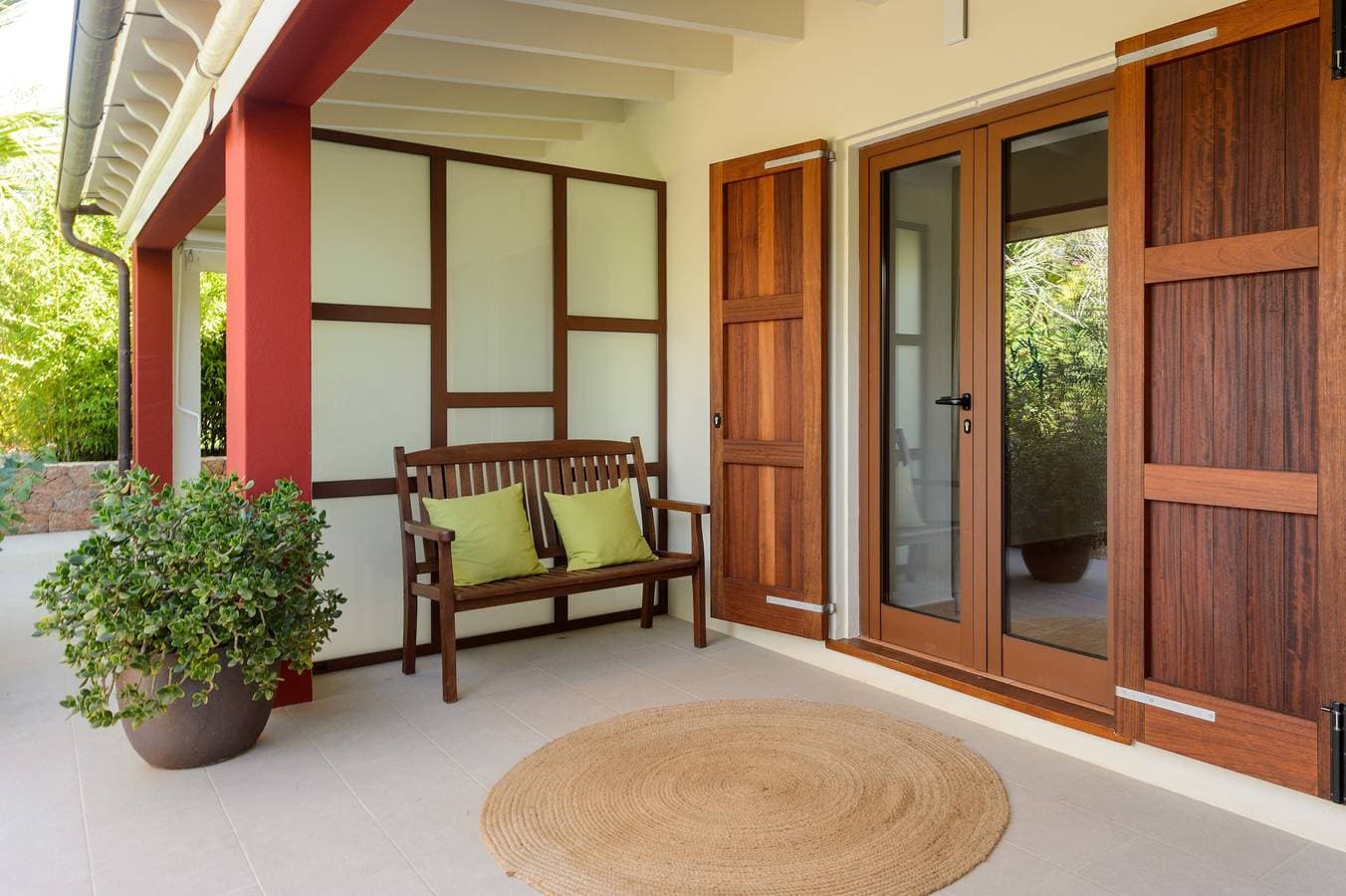 Foto 5 von 35: Wunderschöne Villa La Vila mit Pool, Garten, Terrassen und Klimaanlage