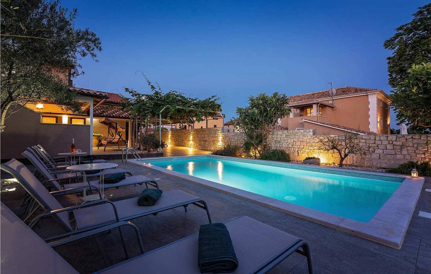 Foto 6 von 44: Charmantes Apartment mit Pool und Terrasse, nur wenige Schritte von den Sehenswürdigkeiten von Visnjan entfernt