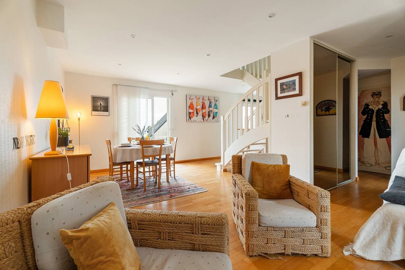 Foto 4 von 20: Apartment 'L'Escale Du Bord De Rance' mit Flussblick, privater Terrasse und WLAN