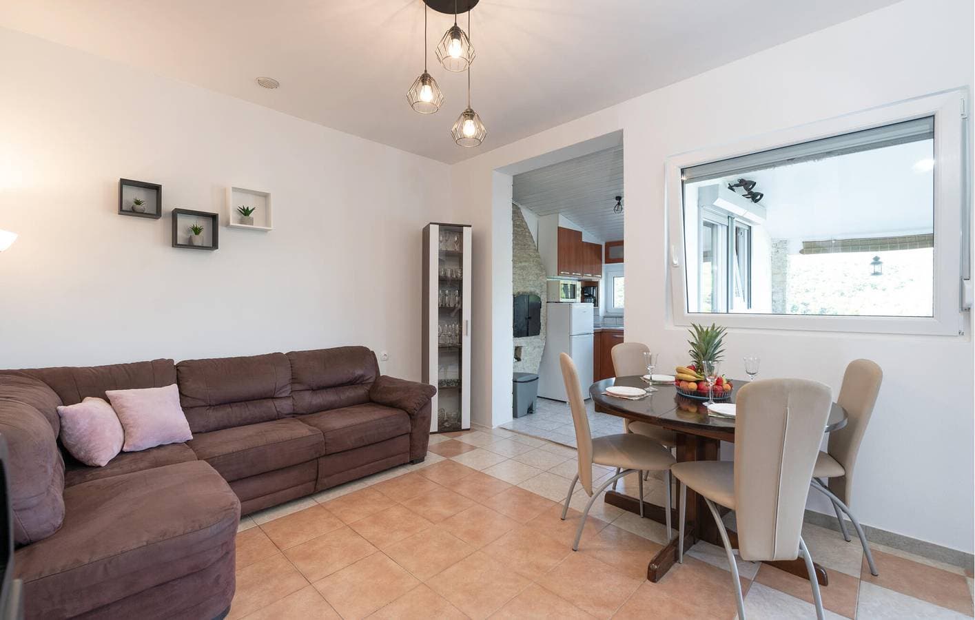 Foto 5 von 31: Gemütlich, 2 km vom Strand entfernt: Terrasse, WLAN und Parkplatz in einer modernen Wohnung