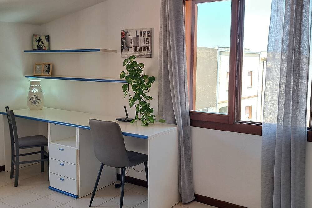 Foto 12 von 25: 100 sqm apartment in South Sardinia Capoterra. Sea nature and sunshine all year round.