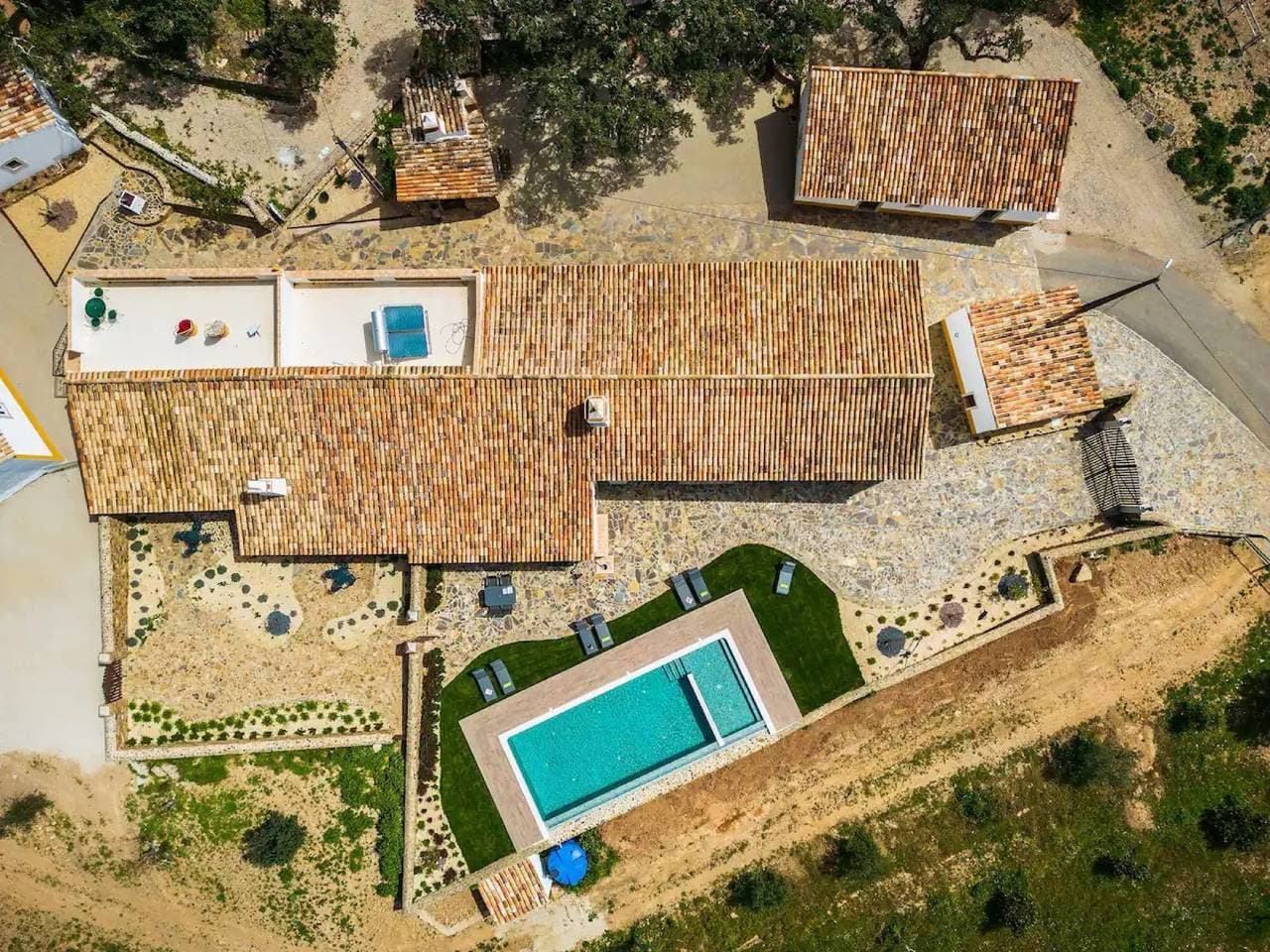 Foto 4 von 39: Ferienhaus 'Casa Do Avô - Vale Luís Neto' mit Bergblick, Wi-Fi und Klimaanlage