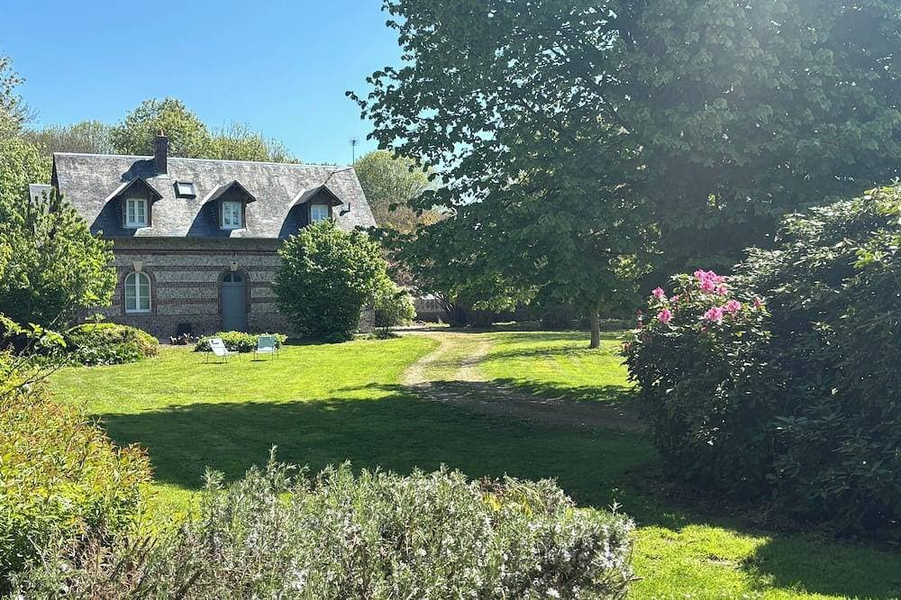 Foto 7 von 14: B&B located 3 minutes from the sea at Manoir de Conteville