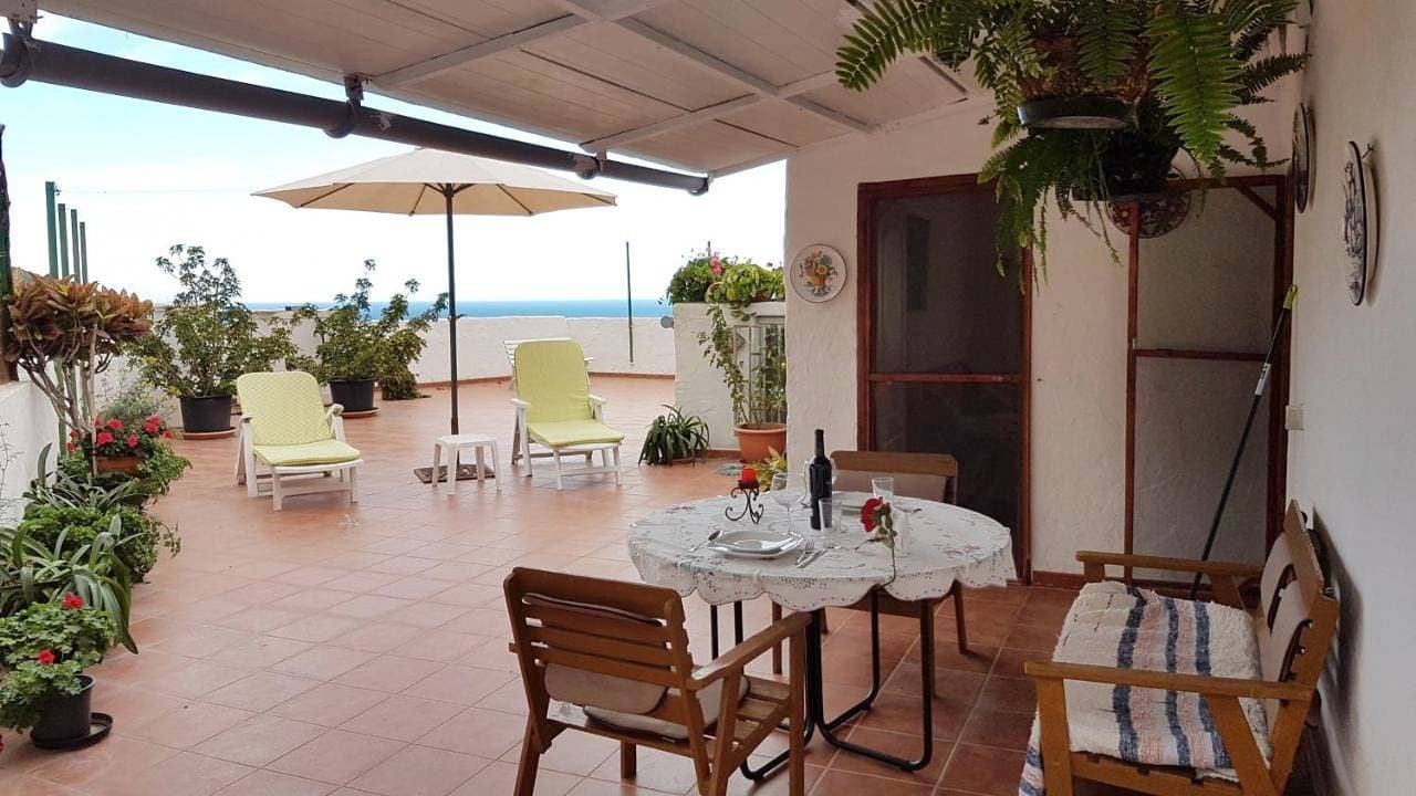 Vivelorural Ático y terraza en El Risco de Agaete 1