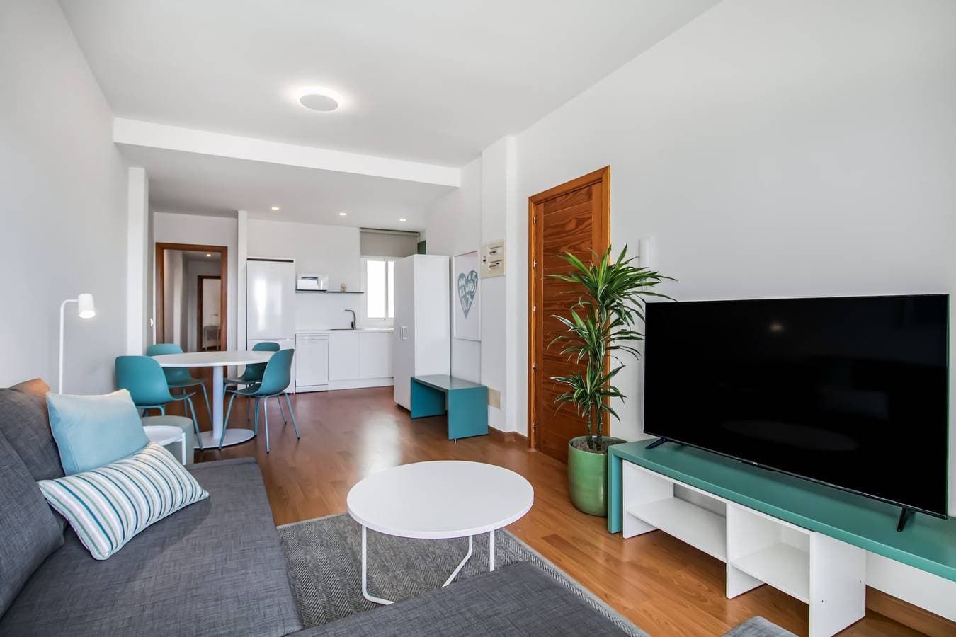 Foto 9 von 55: Ferienwohnung für 5 Personen mit Pool