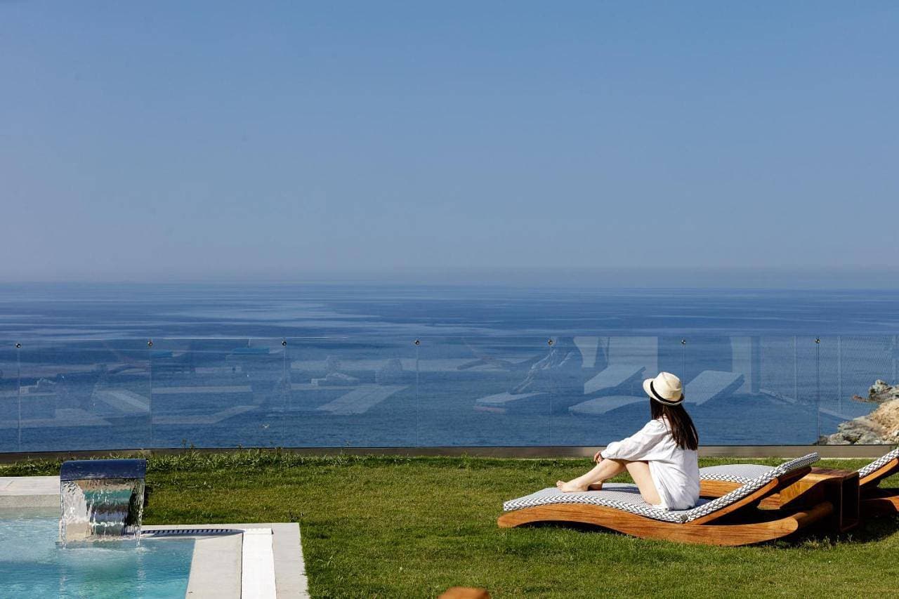 Villa Ligaria Pinnacle 1