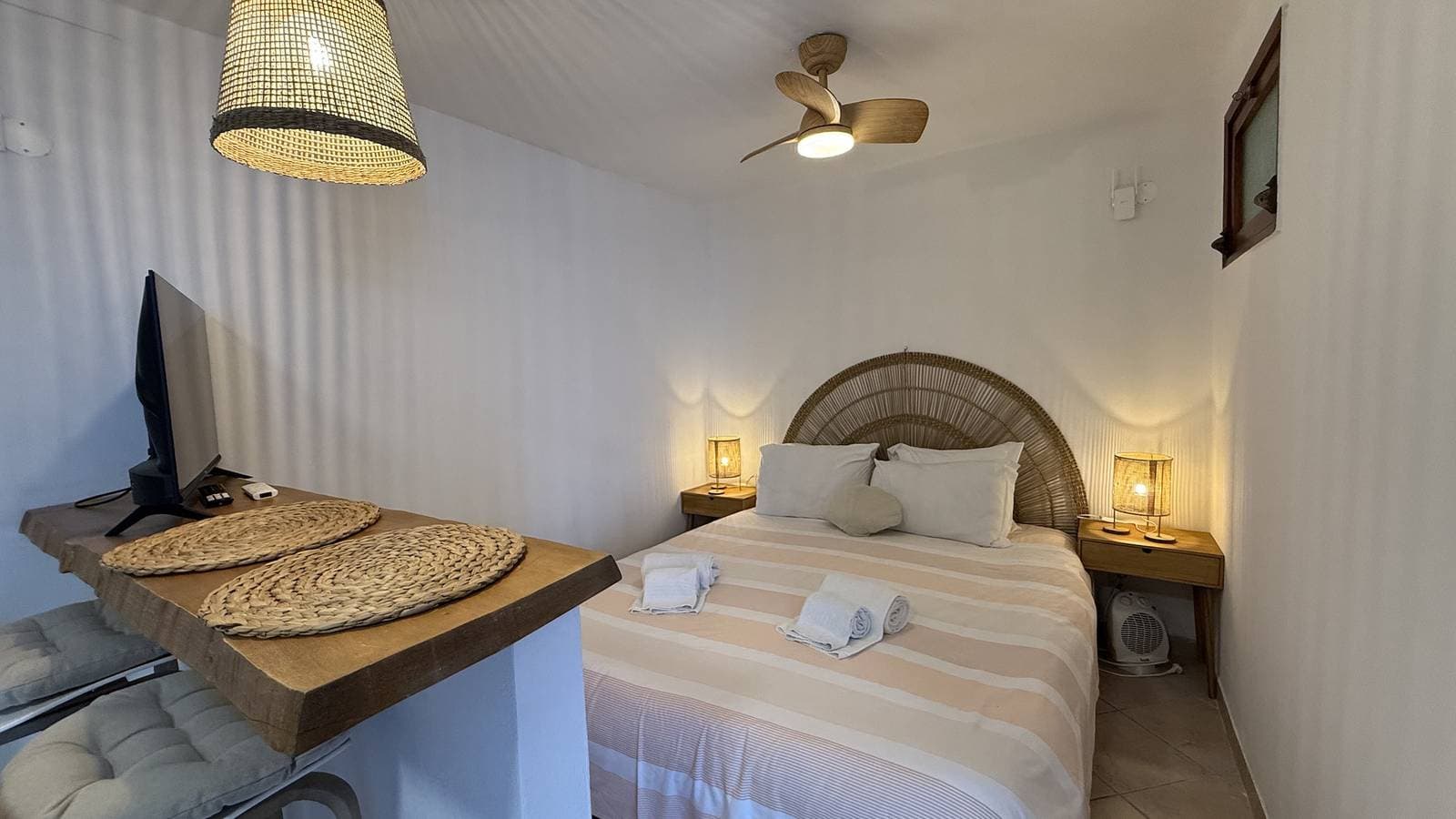 Studio Little Shell by the Sea 1
