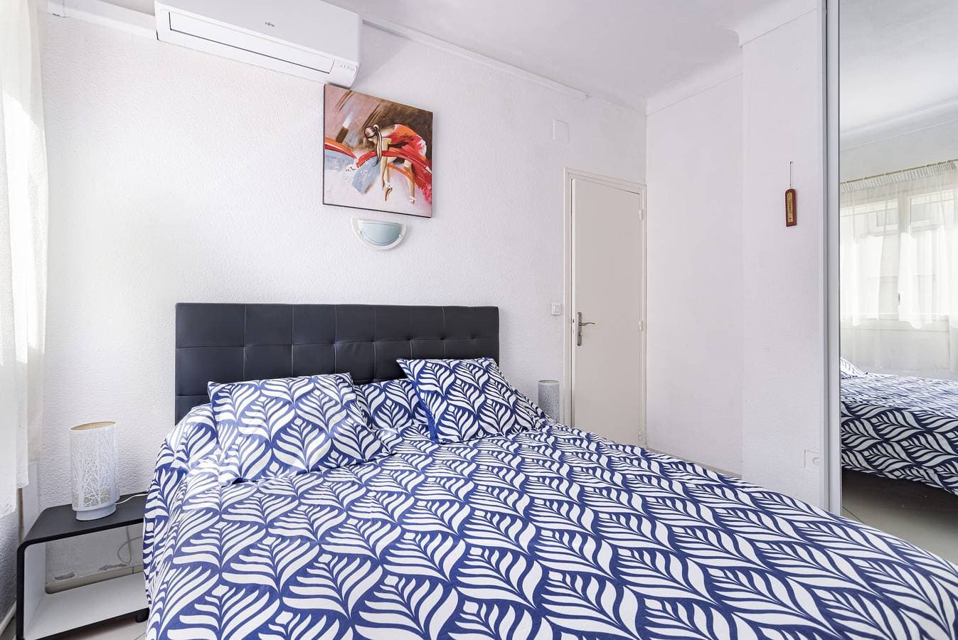 Foto 13 von 27: Top-Lage, traumhafter Meerblick: Komfortable 2-Zimmer-Wohnung mit Terrasse im Zentrum