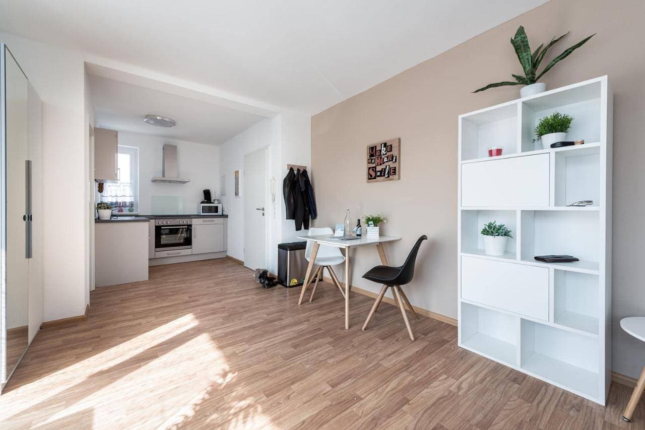 Foto 9 von 19: Studio Apartment with balcony 2