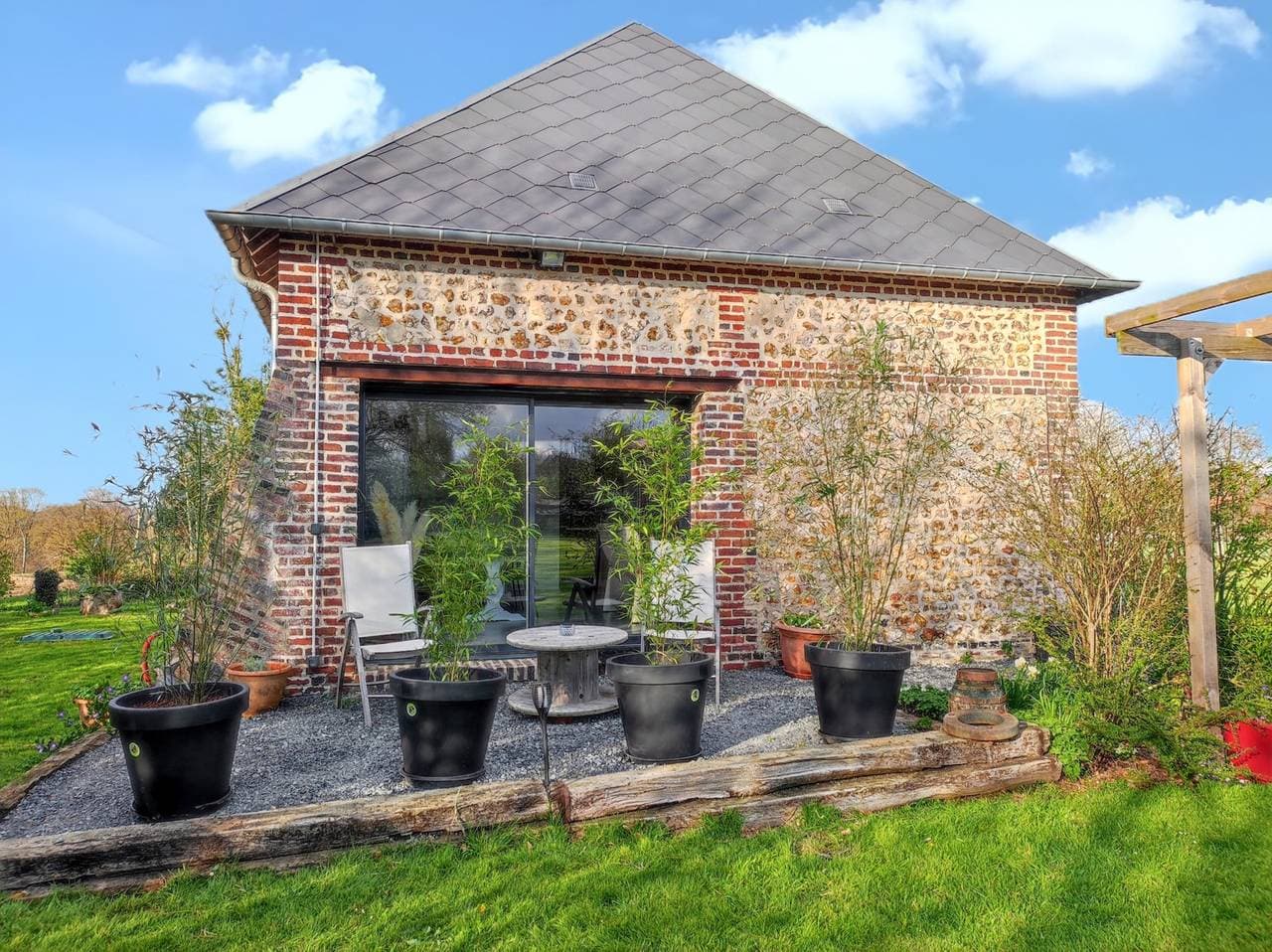 Foto 6 von 23: Charmantes Haus in Fort-Moville mit Privat Terrasse