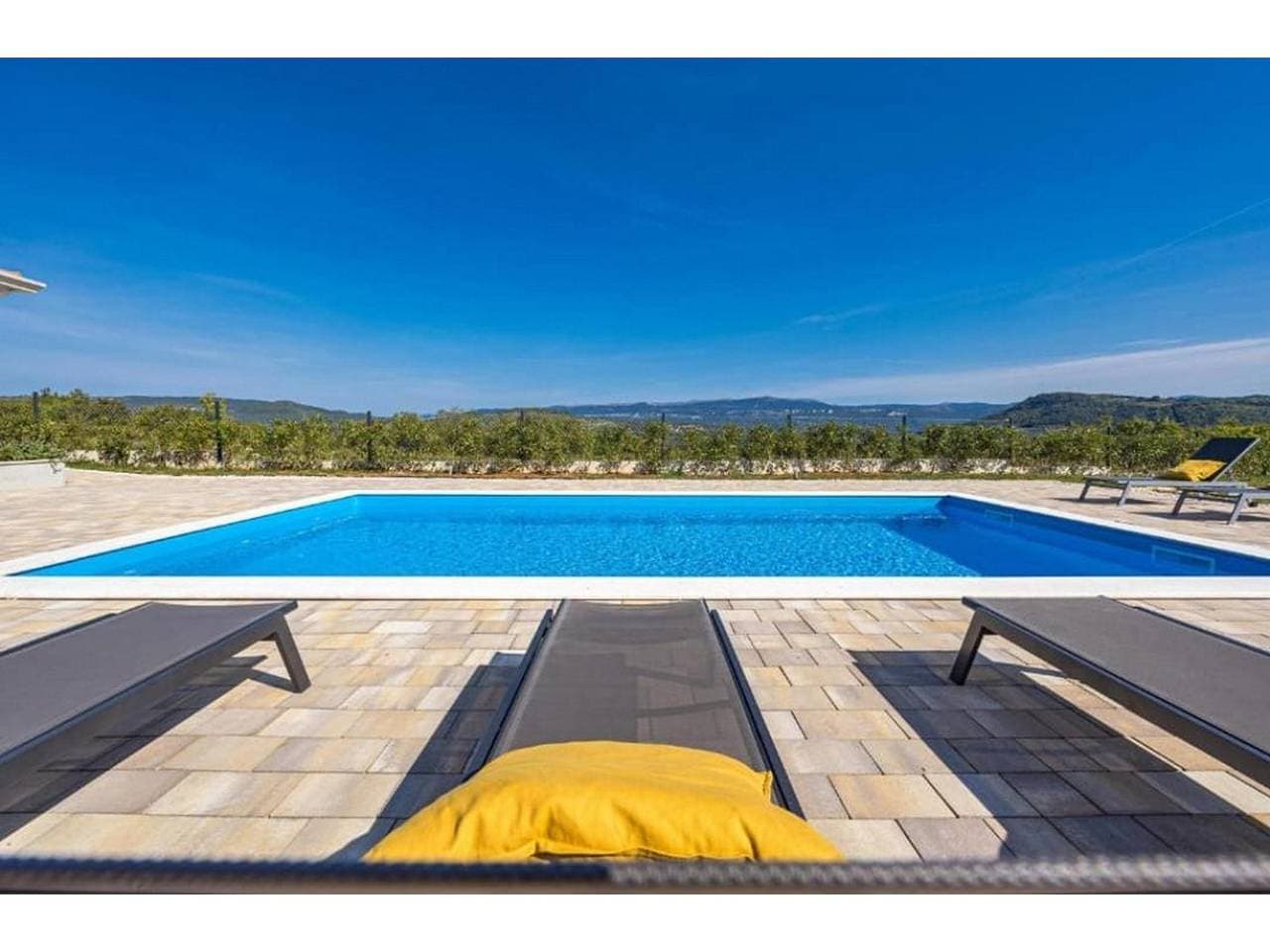 Foto 3 von 32: Villa Isabella with pool in Sovinjak, Istria