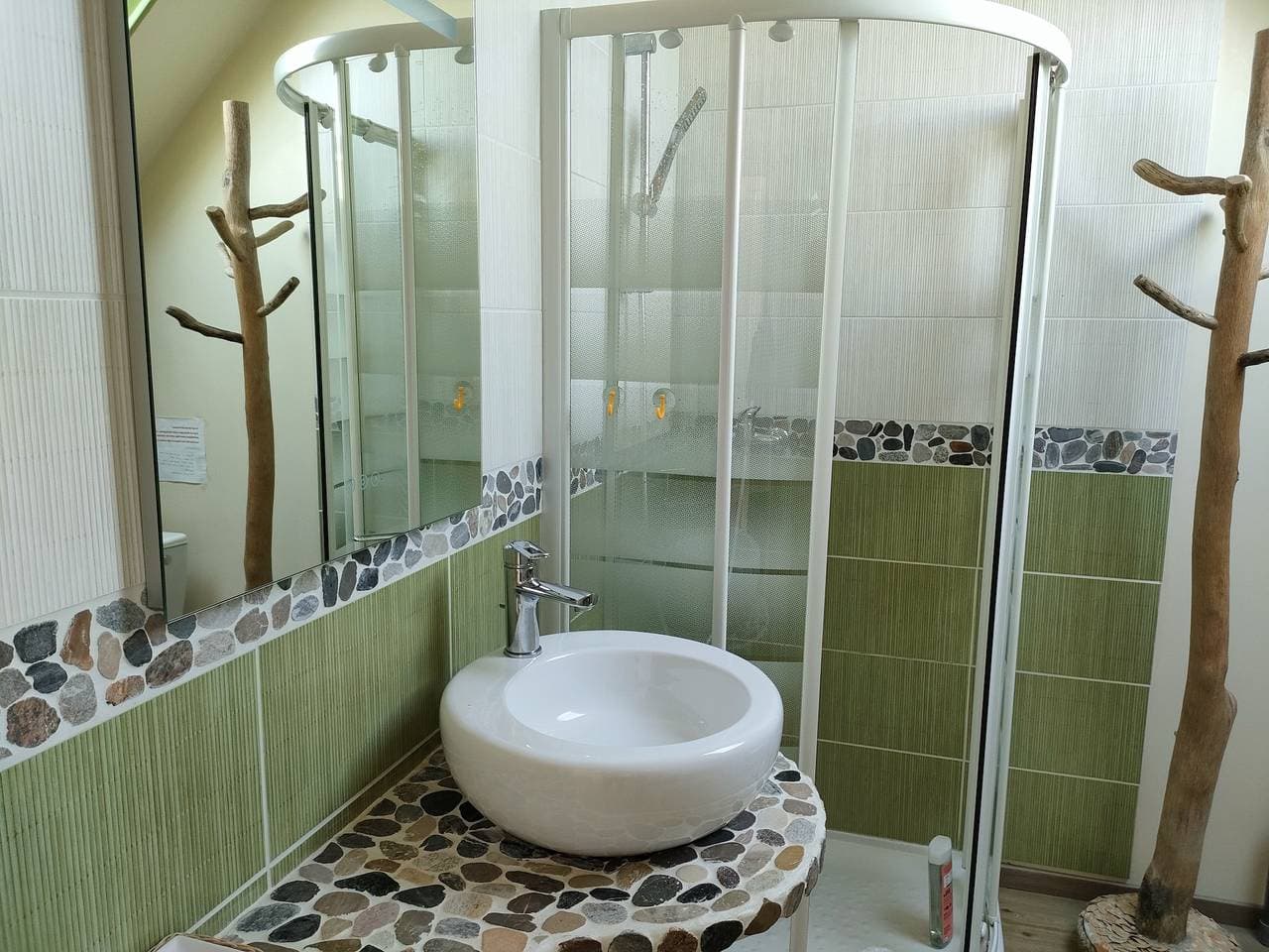 Foto 11 von 16: Charmantes Haus in Le Vivier-sur-Mer mit privater Terrasse