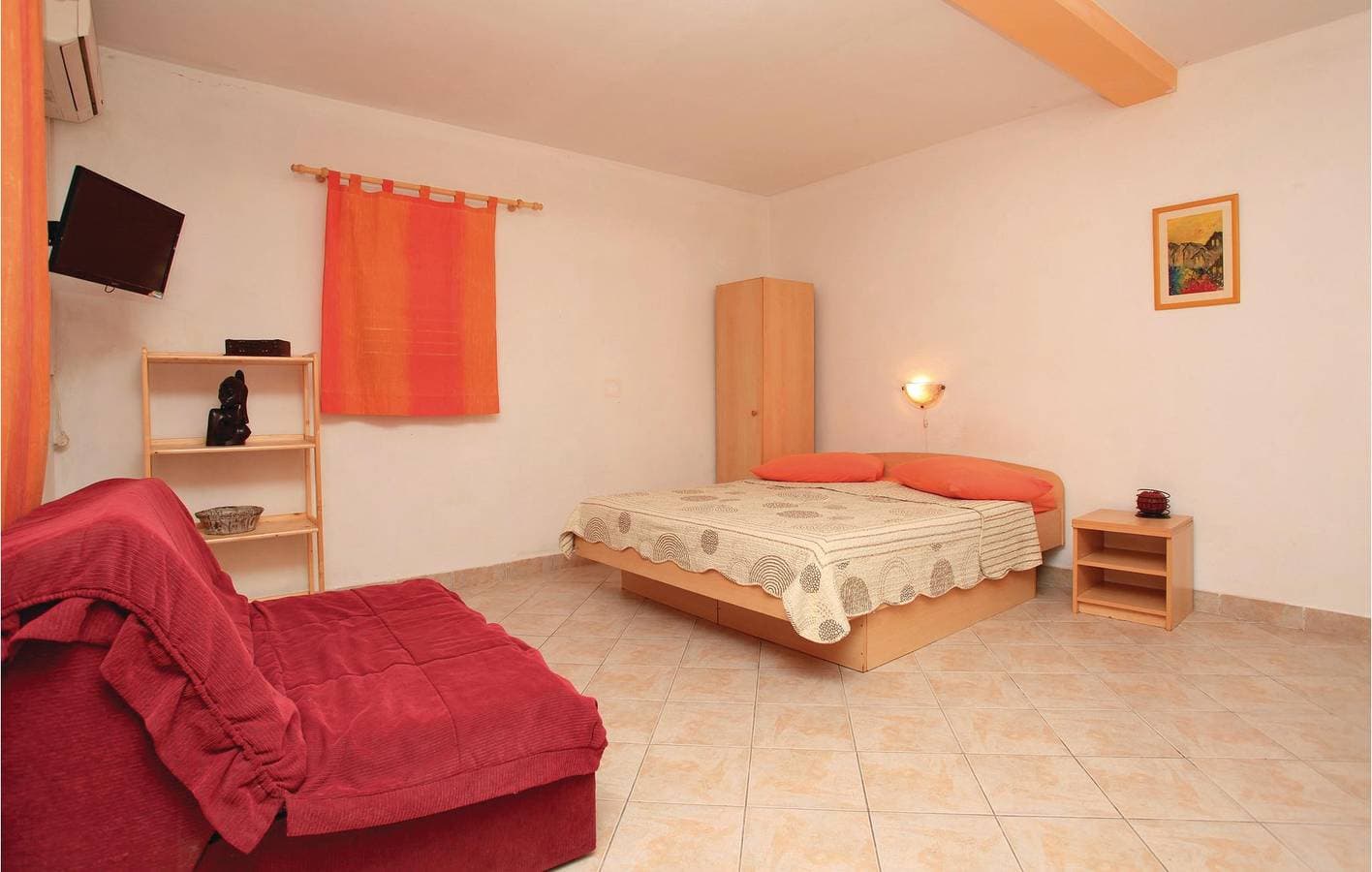 Foto 2 von 25: Gemütliche Wohnung mit Terrasse, WLAN und Parkplatz, 2,5 km vom Strand entfernt