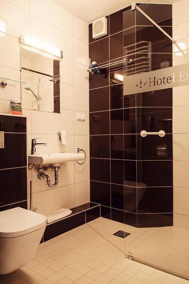 Foto 9 von 11: Double or Twin Room