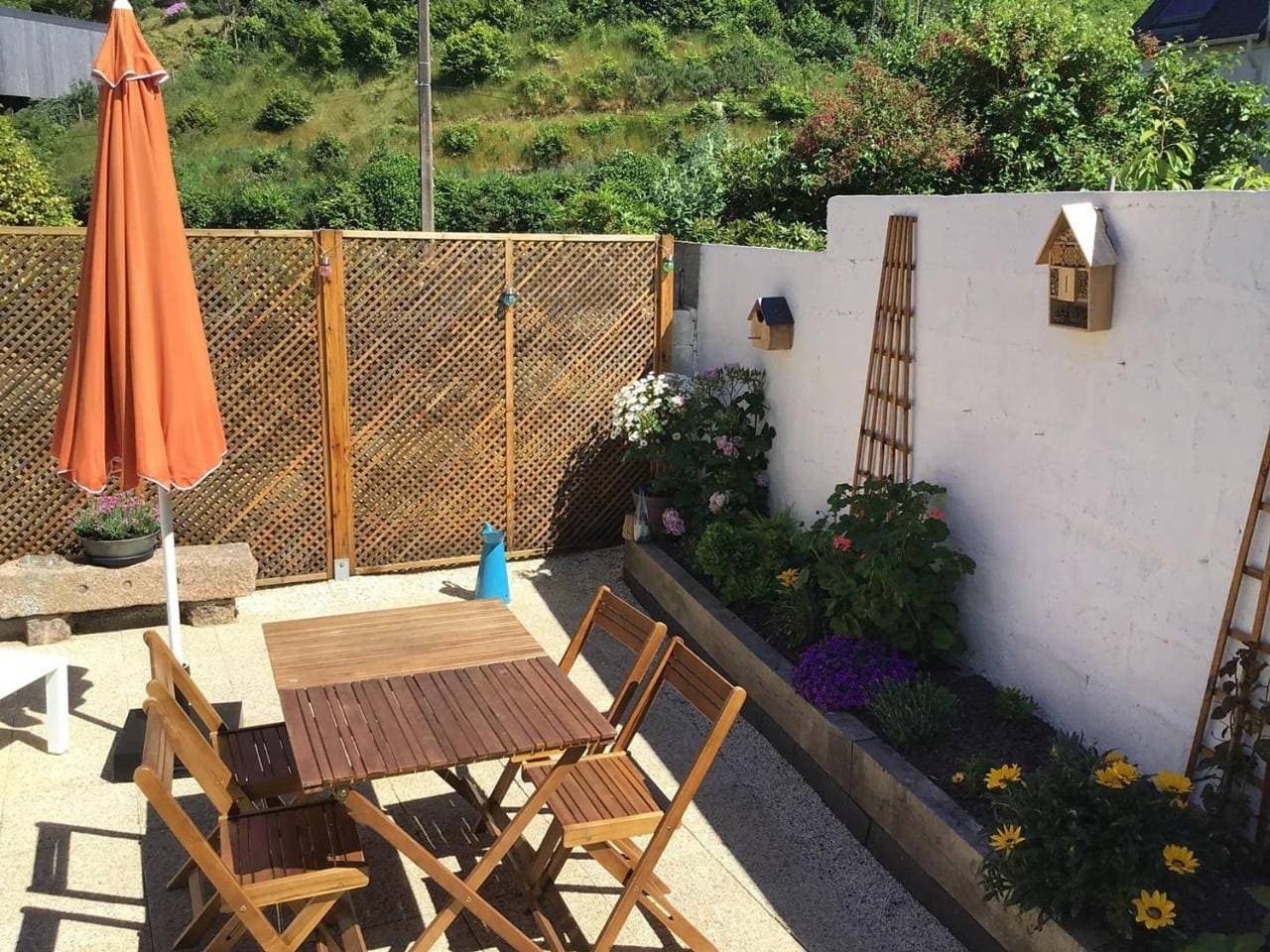 Foto 6 von 25: Charmante maison de pêcheur rénovée, 400m plage Trestraou, parking privé, terrasse et équipements bébé - Fr-1-368-405