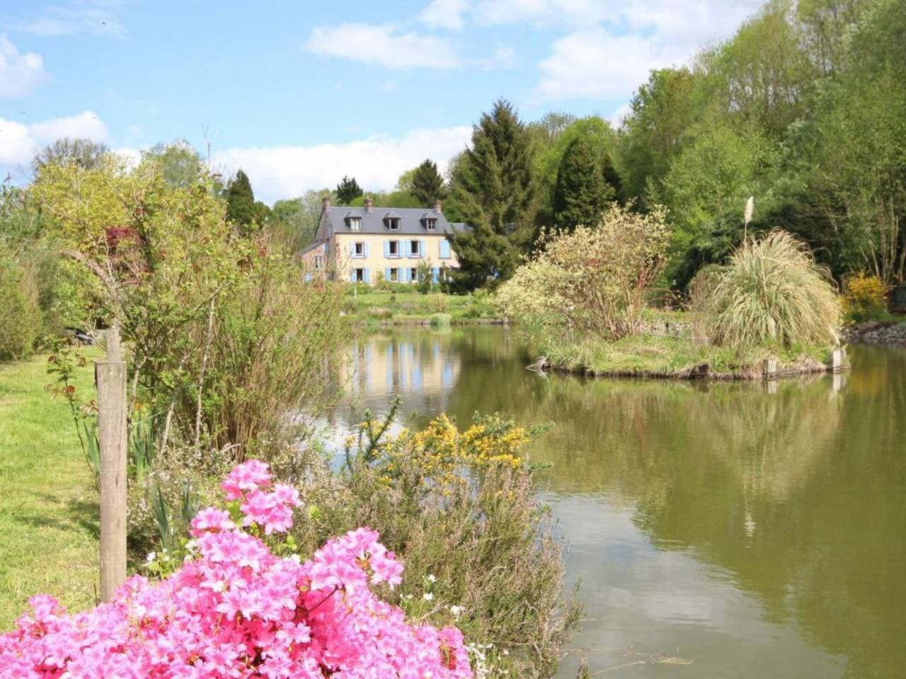 Foto 2 von 22: Charmantes Duplex im Herzen von Pays des haras mit ruhigem Garten und WiFi