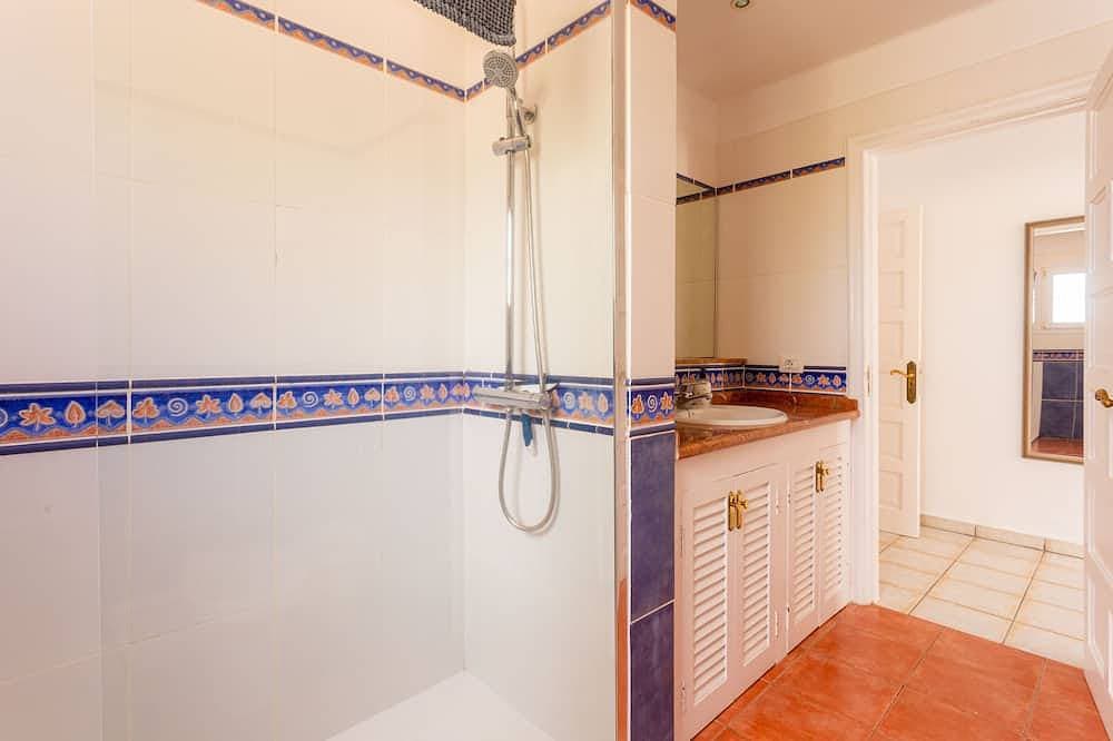 Foto 13 von 30: Atemberaubende 3/4-Bett-Villa mit privatem beheiztem Pool und Meerblick, Golf Del Sur