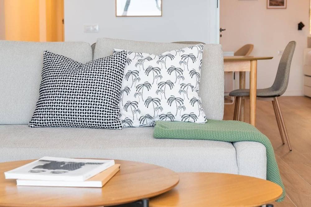 Foto 10 von 30: Stylish Apartment with Stunning Views & Parking