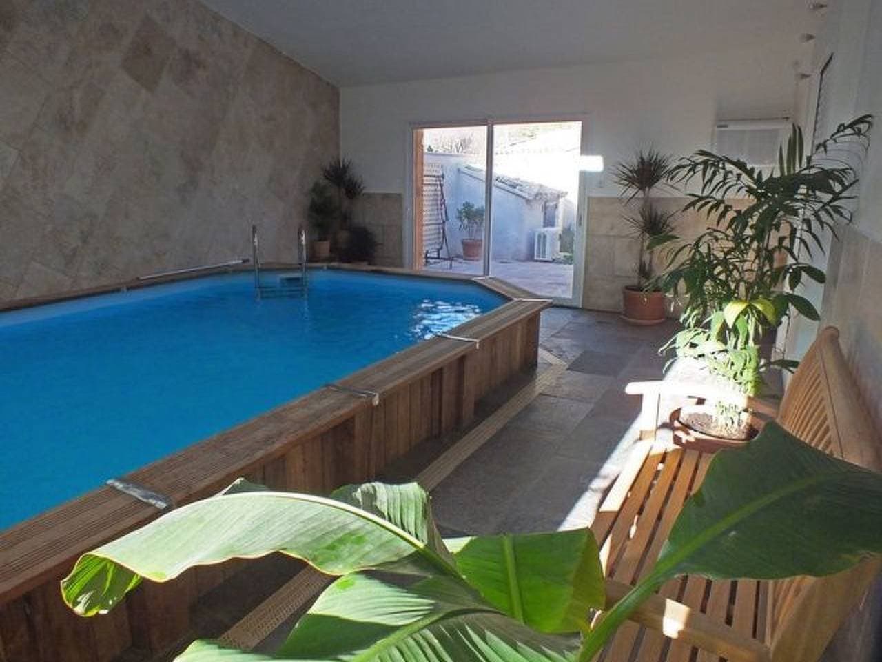 Foto 10 von 49: La petite maison sous les pinins-innenpool