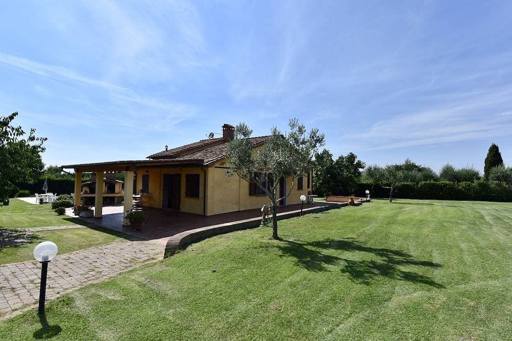 Foto 11 von 30: Villa with high comfort with pool near the sea, dish & washing maschine,