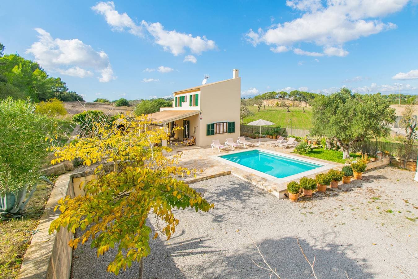 Son Vado typisch mallorquinische Finca für 4 Personen in Santa Margarita mit Pool 1