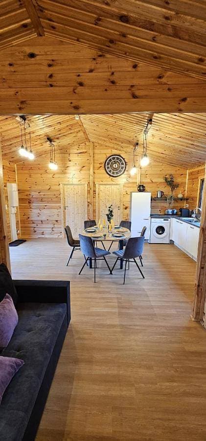 Foto 5 von 33: Three-Bedroom Chalet