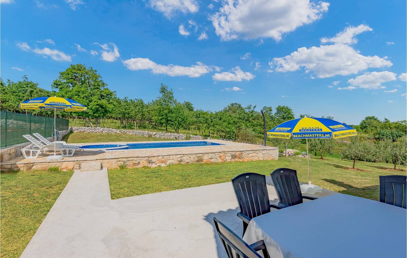 Foto 4 von 15: Charmantes Apartment mit Terrasse in der Nähe eines Bistros und des Stadtzentrums in Žminj