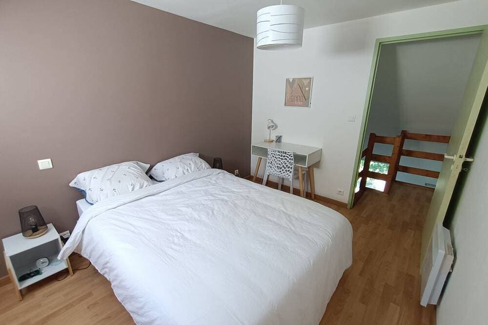 Foto 2 von 6: Appartement Très Confortable à 5 mns du lac de Salles Curan Pareloup