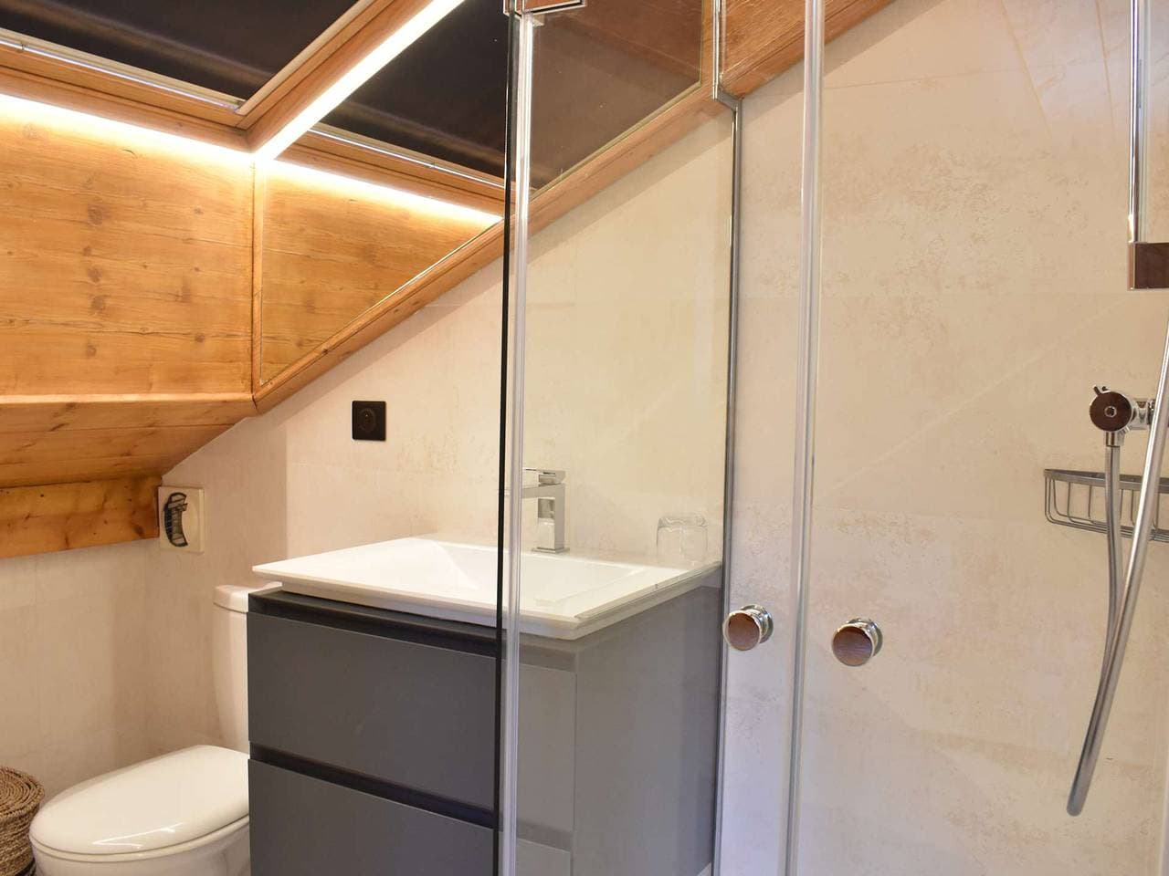 Foto 5 von 27: Charmante Wohnung in Méribel Village, 6 Personen, Balkon, Wifi, Parkplatz, in Liftnähe