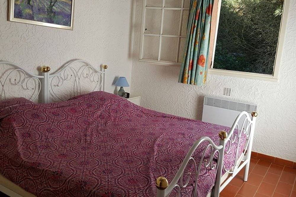 Foto 4 von 21: Charmantes 3 chambres: piscine, tennis, terrasse et jardin - Proche plage