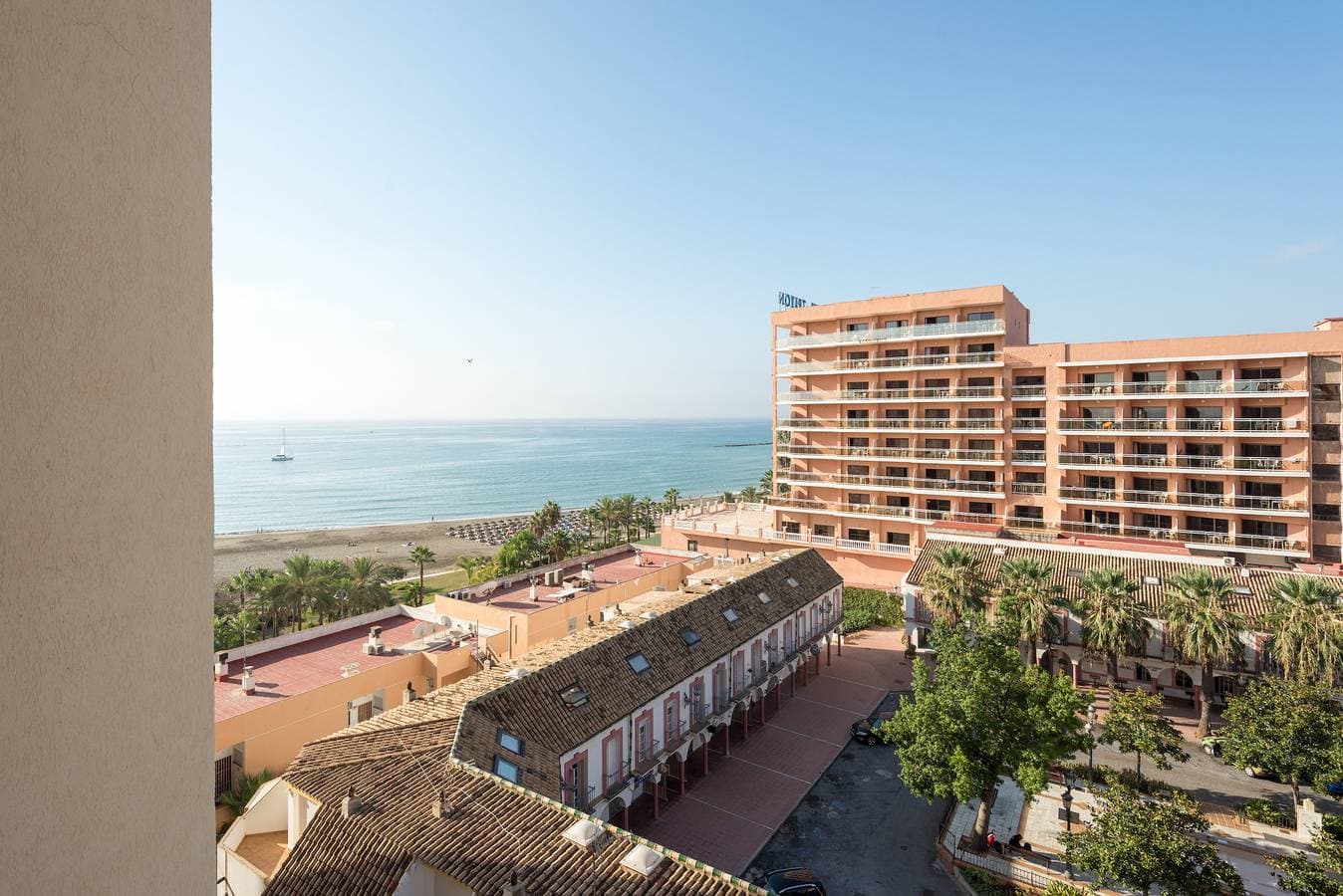 MalagaSuite Front Beach Benalmadena 1