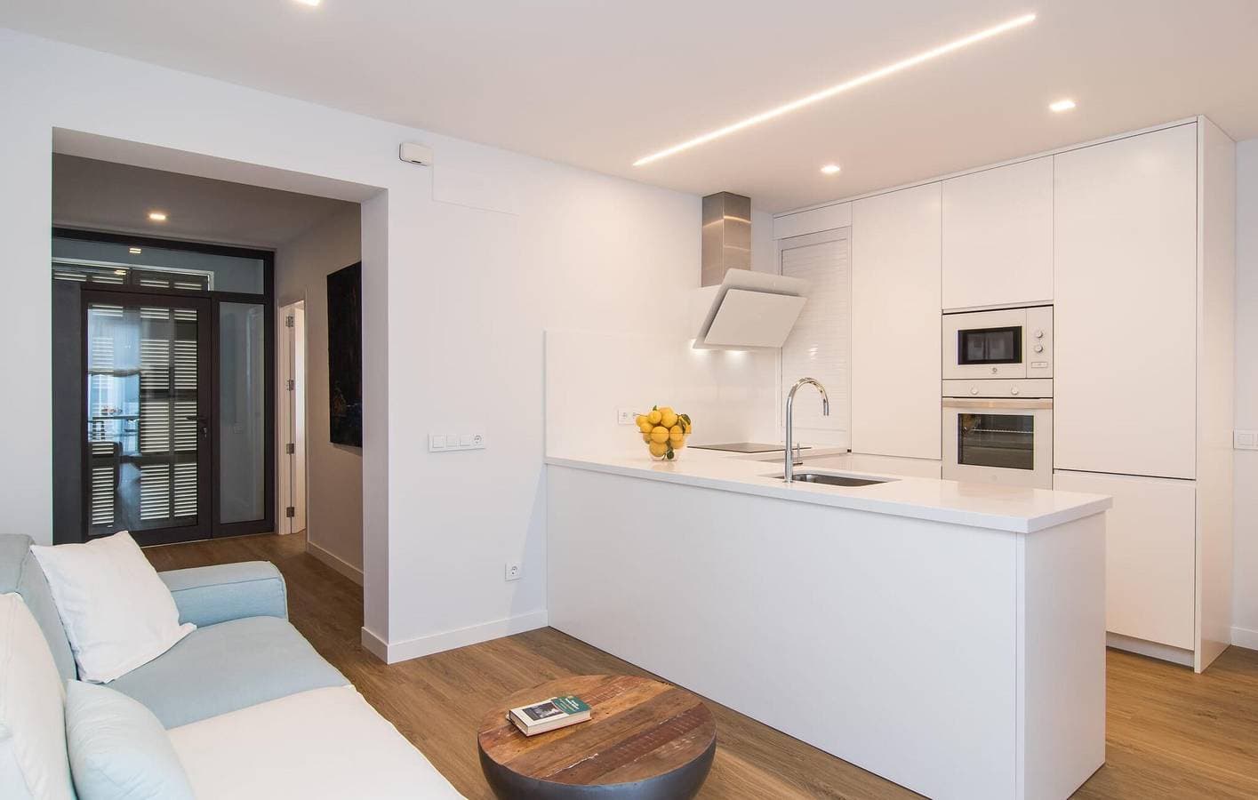 Foto 5 von 27: Appartement am Strand mit AC & WiFi, in der Nähe von Caló d'en Rafalino