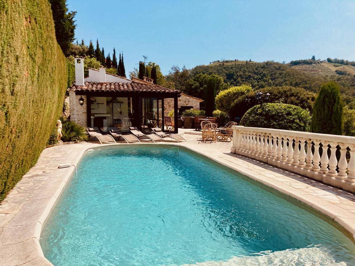 Villa with spectacular views - Pool house with outdoor kitchen and pizza oven 1