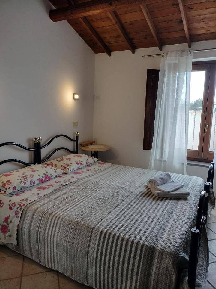 Foto 8 von 12: Double Room with Private External Bathroom