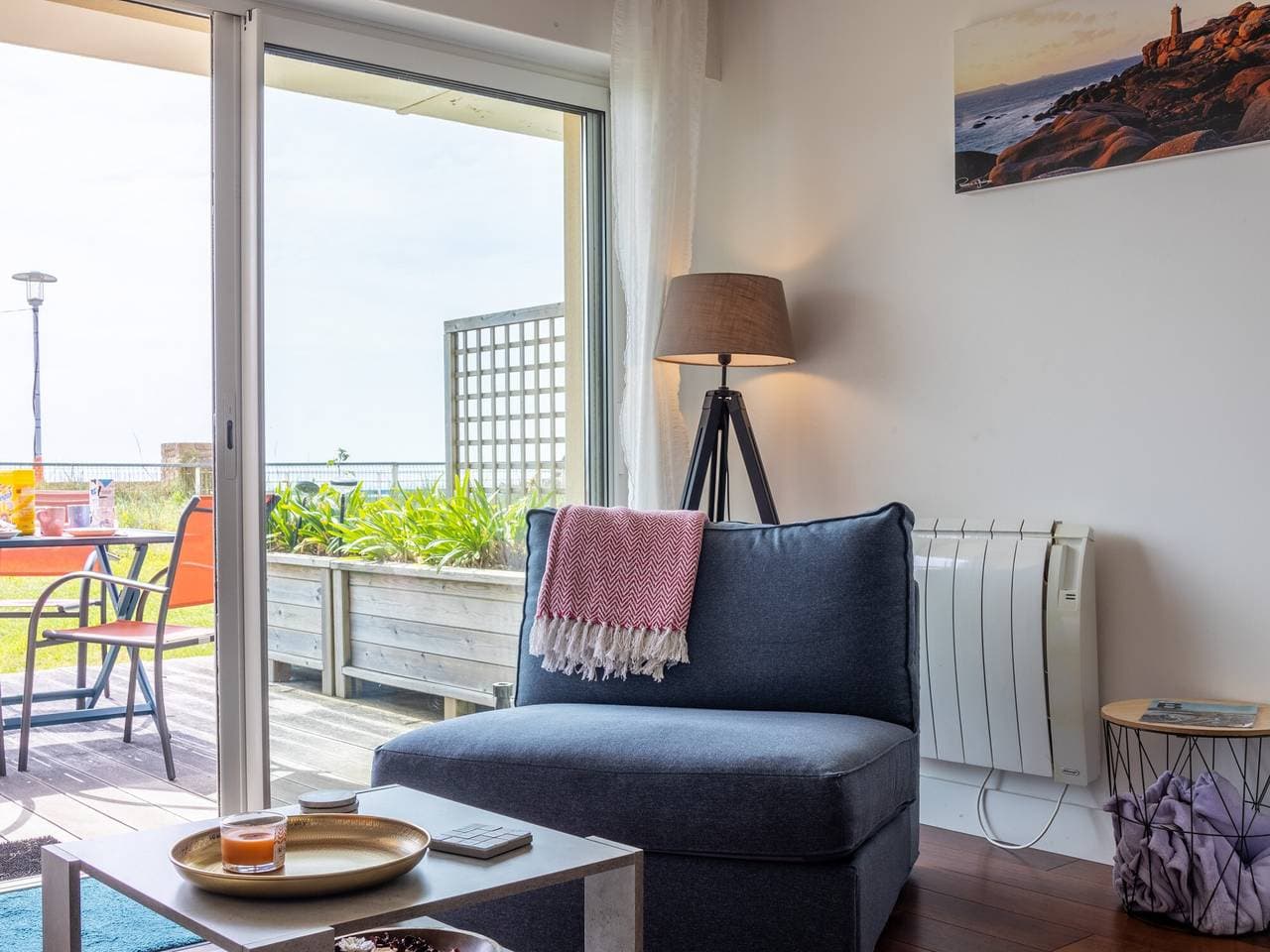 Foto 3 von 21: Apartment 'Les Pieds Dans L'eau' mit Meerblick, privater Terrasse und WLAN