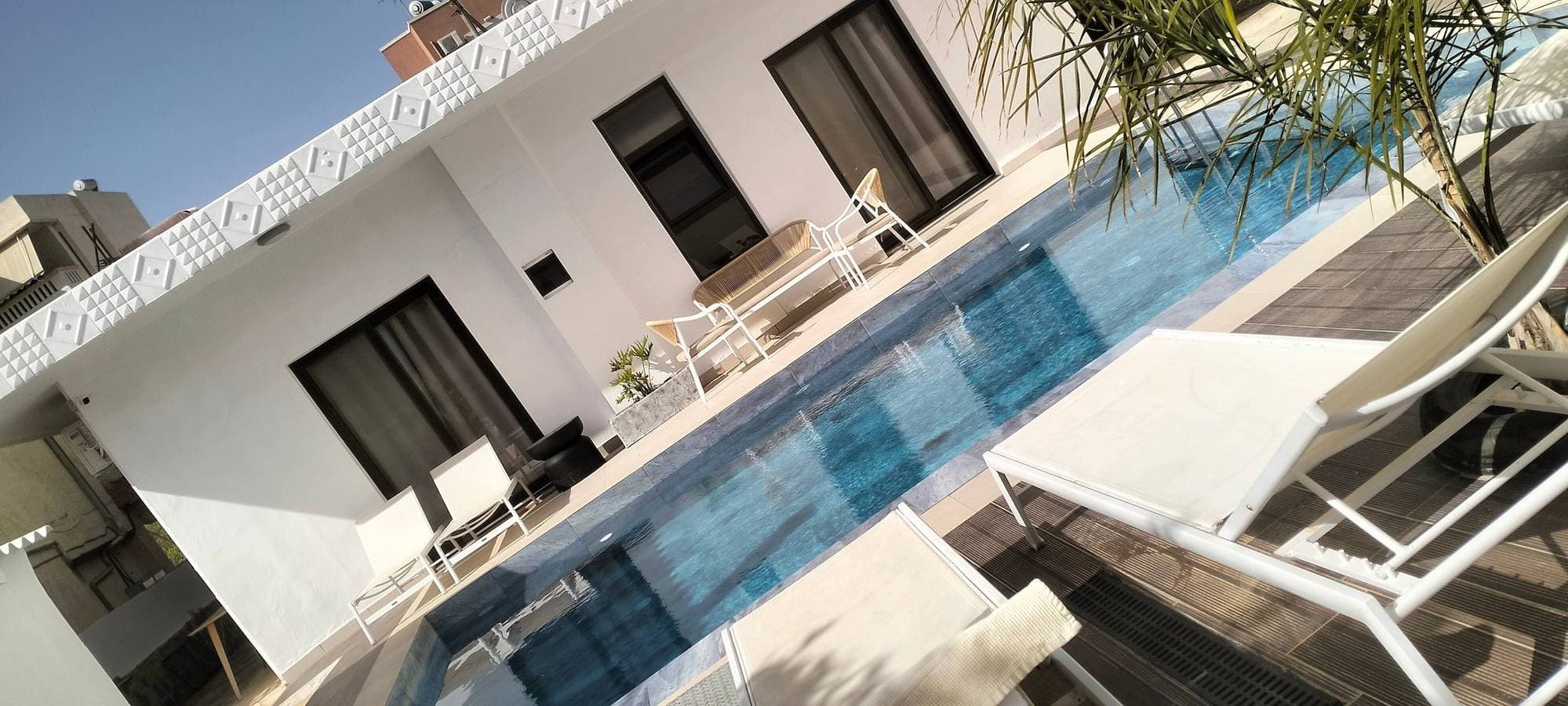 Foto 5 von 30: Ferienvilla 'Luxury 2 Bedroom Villa' mit Meerblick, WLAN und Klimaanlage