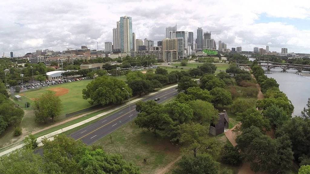 Foto 11 von 23: Zu Fuß zum Zilker Park, Acl und vielem mehr!