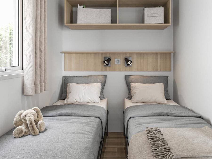 Foto 7 von 28: Camping Chateau de Bouafles - Mobilheim 4 personen - Premium Bord de Seine - 194 - 2 Schlafzimmer