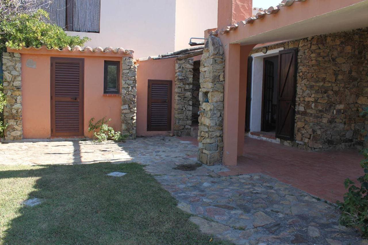Foto 6 von 42: Three-Bedroom House