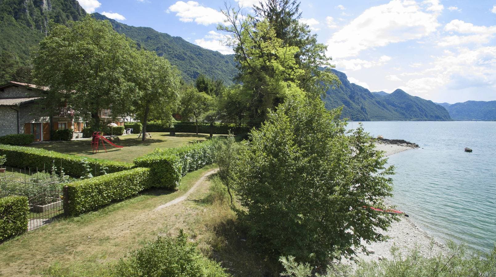 Foto 9 von 16: Ferienwohnung für 5 Personen mit Terrasse