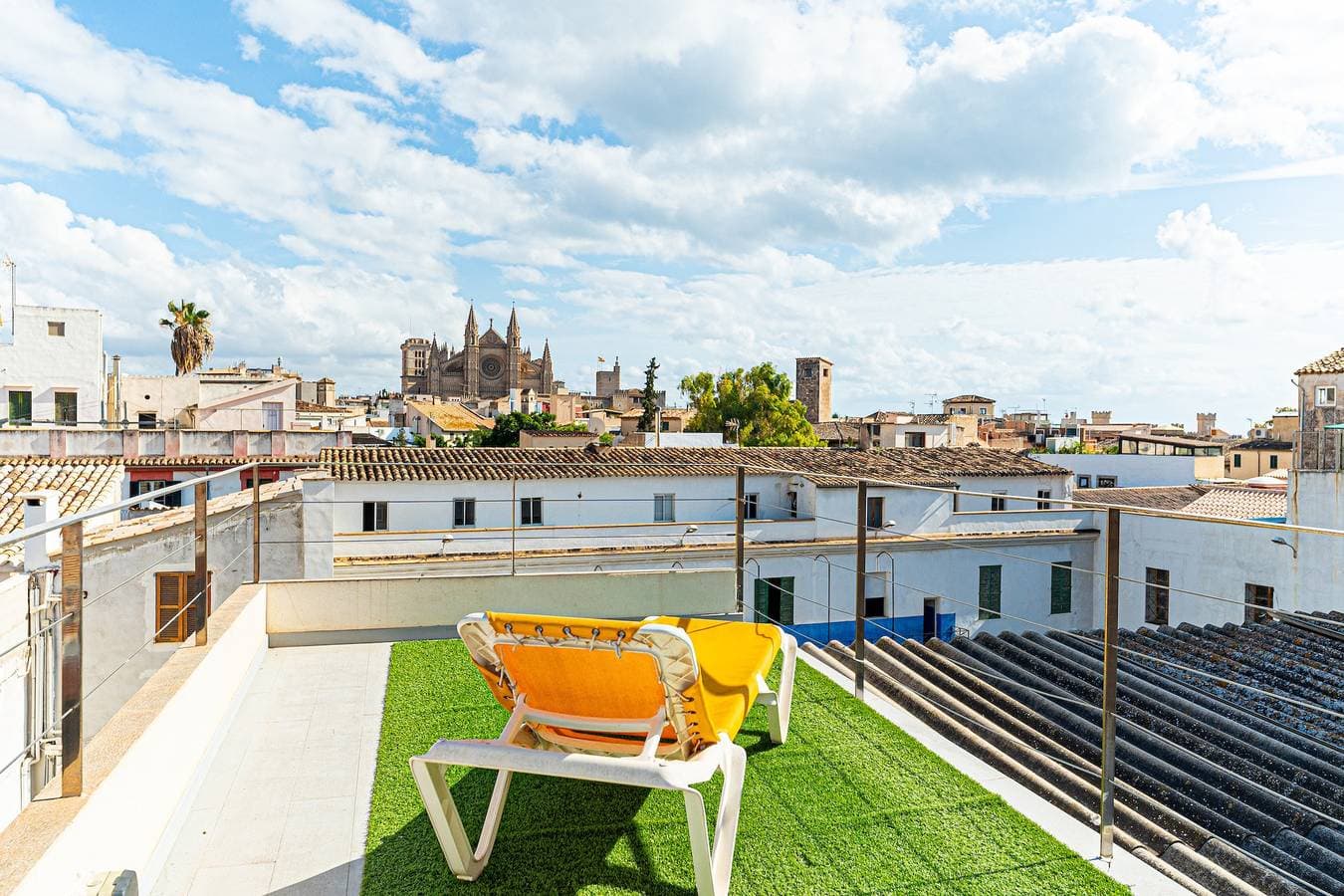 Foto 4 von 28: Lonja Old Town Apartment minimum stay 31 nights