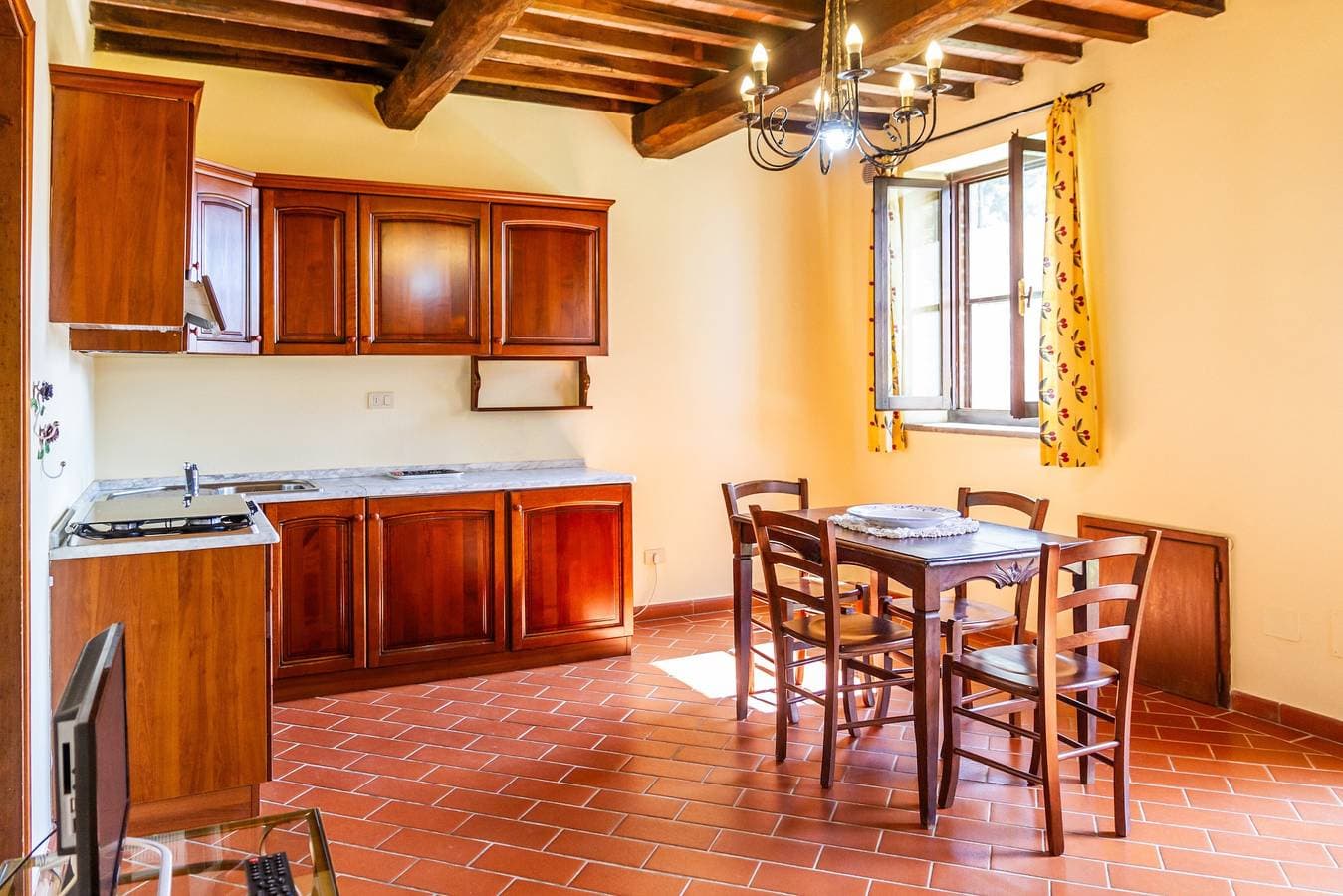 Foto 4 von 22: Ferienwohnung 'Coccinella' mit Gemeinschaftspool, WLAN und Klimaanlage