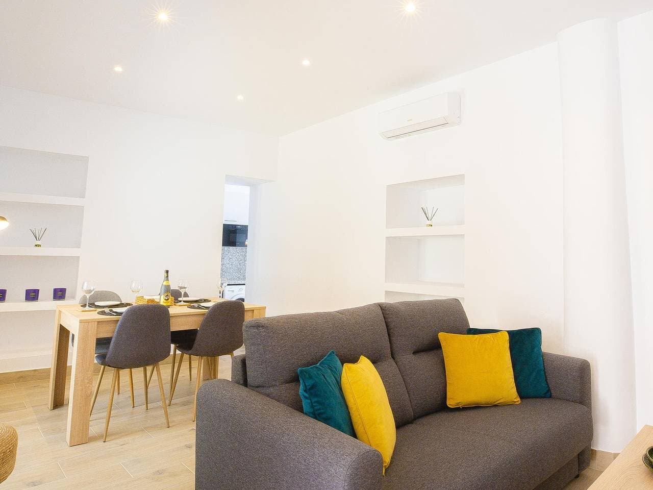 Foto 5 von 25: Charmantes Ferienwohnung im historischen Zentrum von Estepona – moderne Ausstattung, nahe Strände