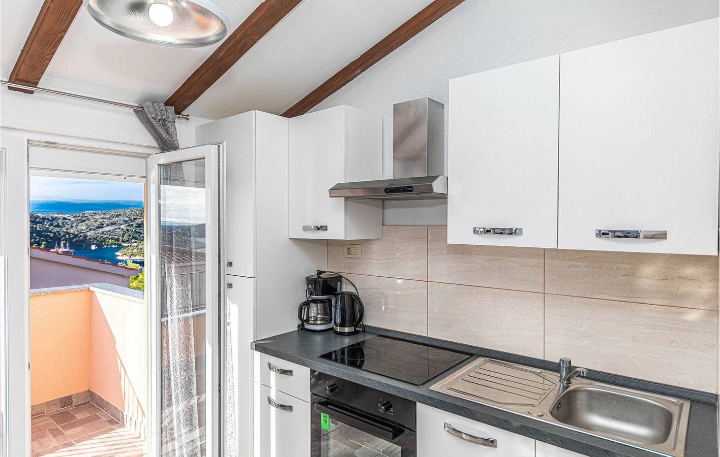 Foto 13 von 28: Apartment mit Meerblick, Terrasse, WLAN und Parkplatz – 1,5 km zum Strand