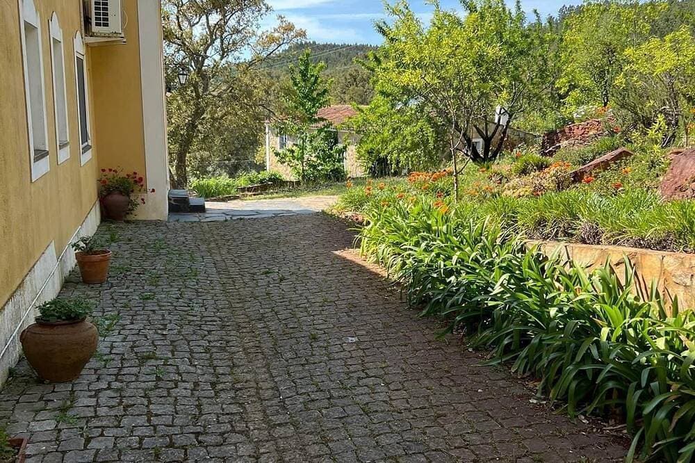Foto 9 von 30: Country House Alegrete Portalegre - Castanheiro da Penha