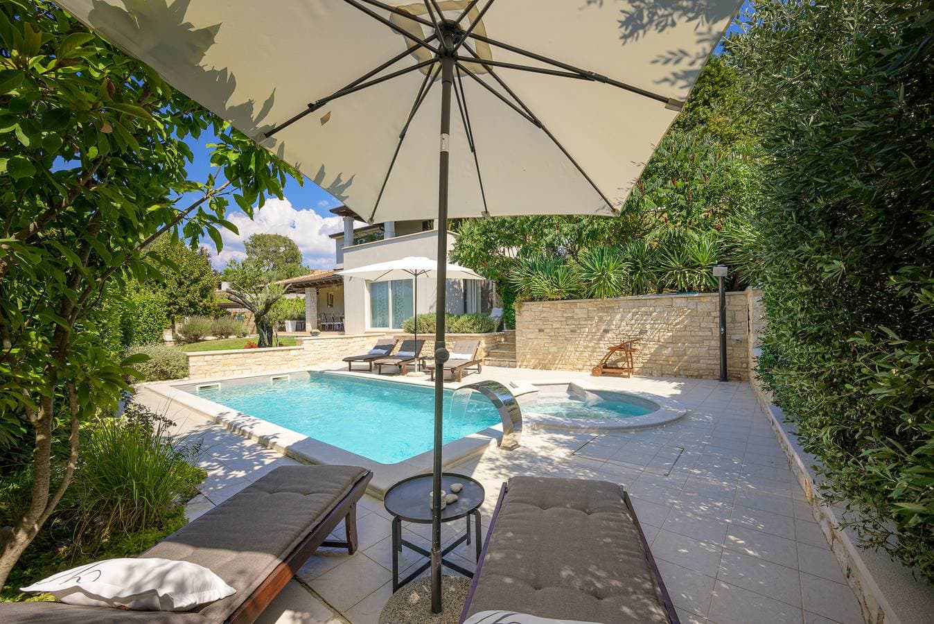 Foto 4 von 47: Villa Vidova