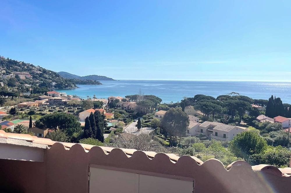 Foto 10 von 28: St Clair Du Lavandou Herrliche Terrasse mit Meerblick, 300 m feiner Sandstrand