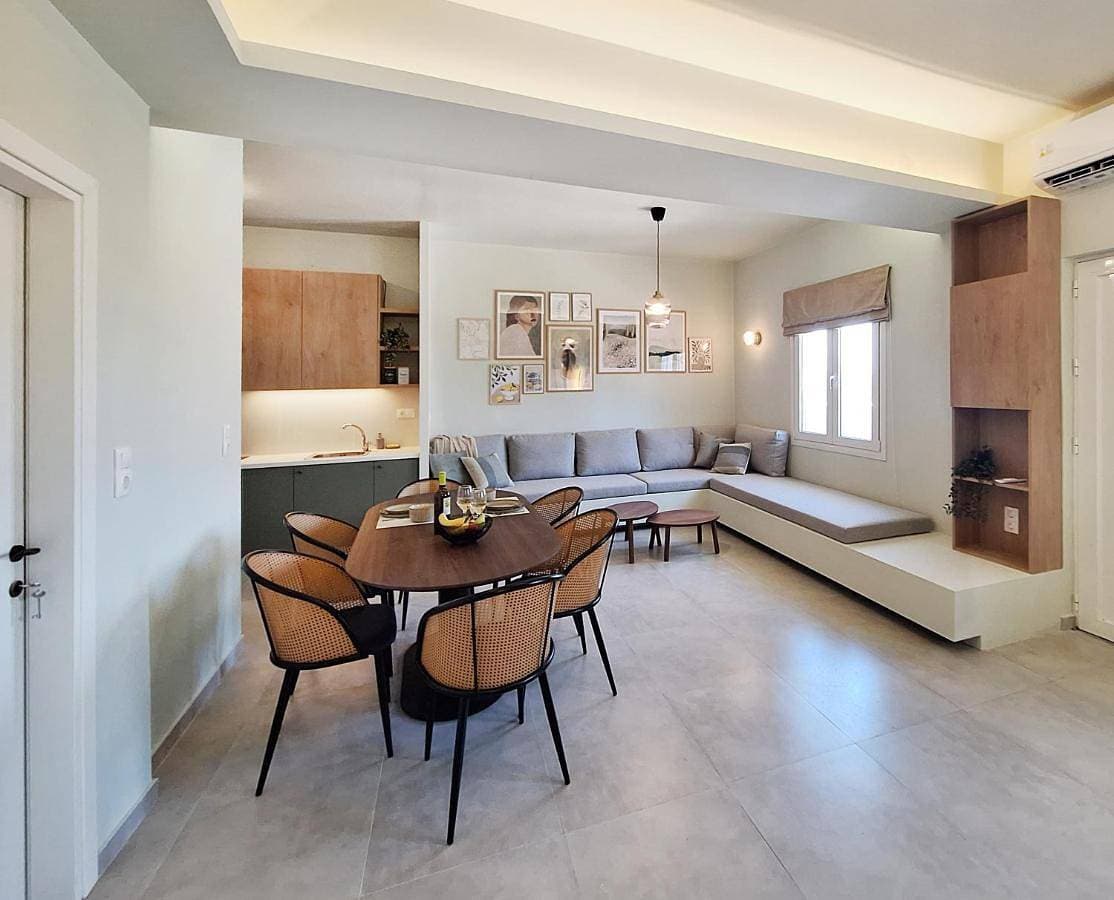 Serenity Vintage House 1