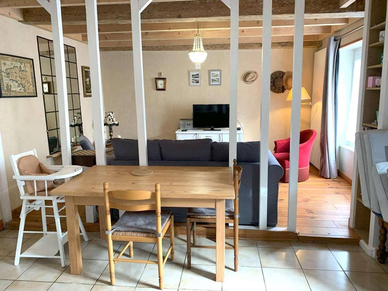 Foto 10 von 25: Charmante maison de pêcheur rénovée, 400m plage Trestraou, parking privé, terrasse et équipements bébé - Fr-1-368-405
