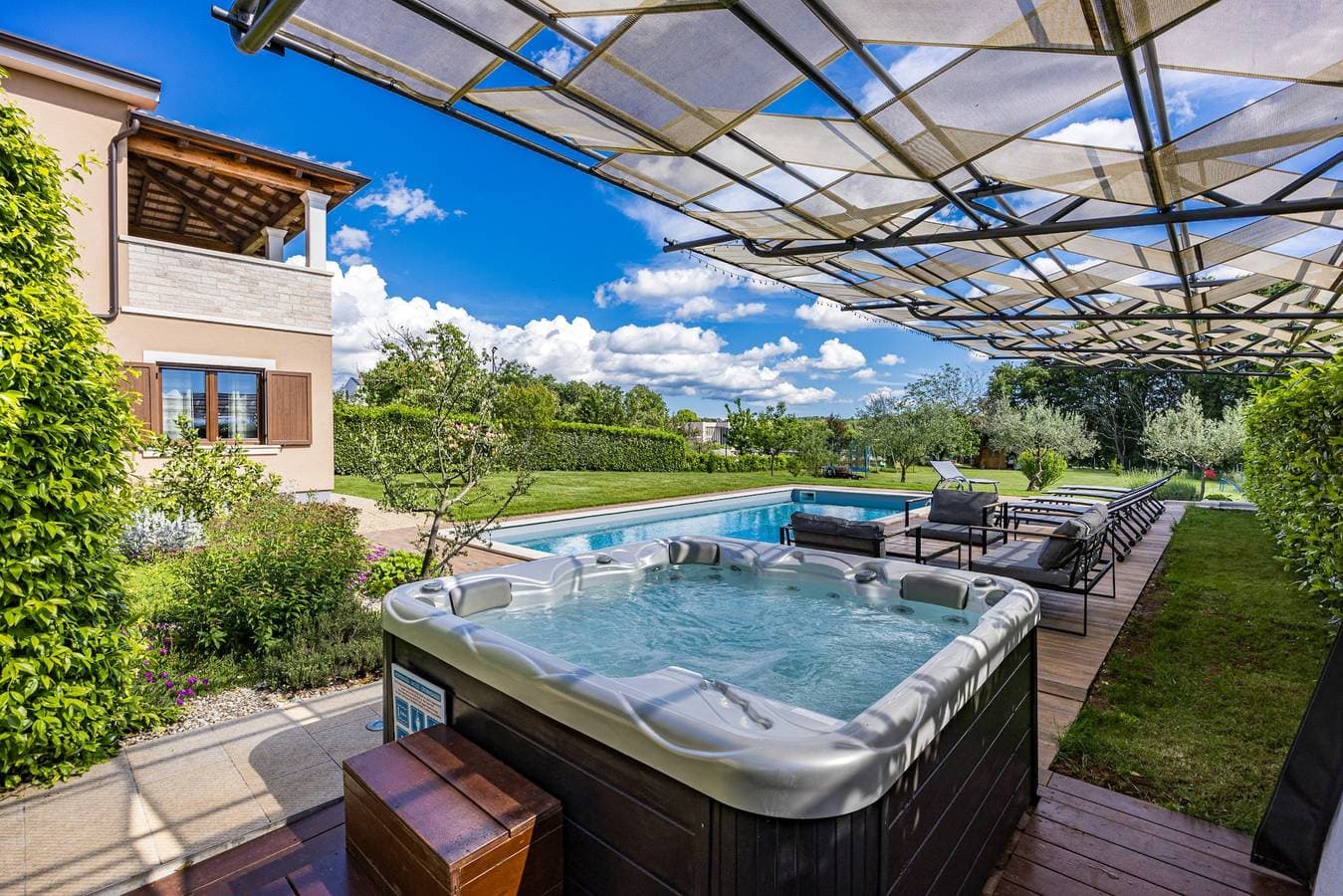 Foto 4 von 45: Villa Roza